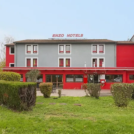 Otel Enzo 2*