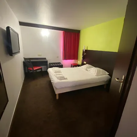 Otel Enzo Pont-à-Mousson